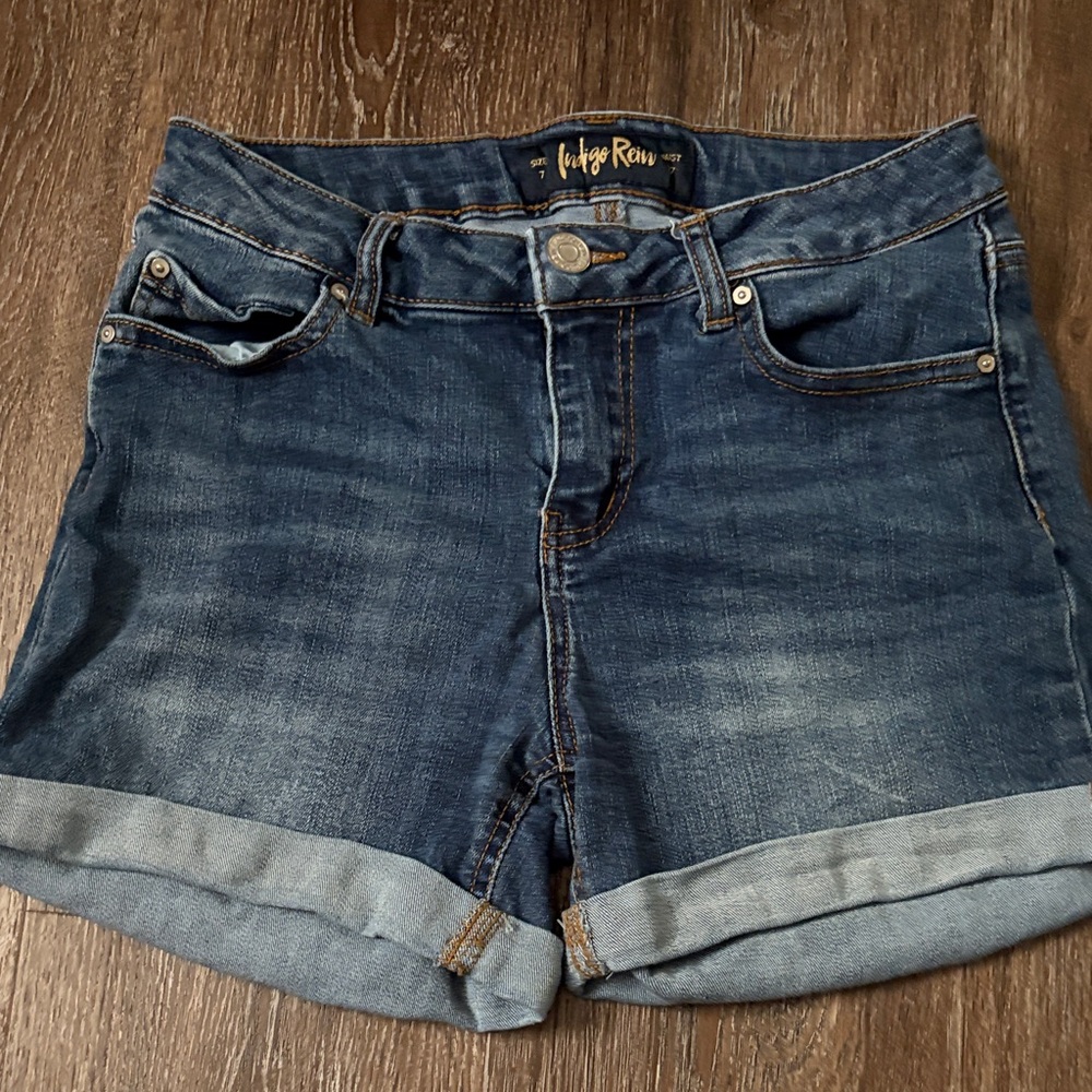 Indigo Rein Women's Blue Jean Shorts